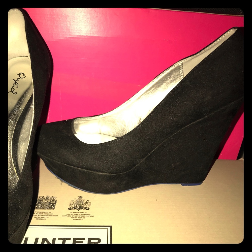 Black Wedge heels